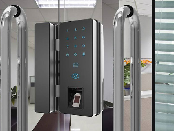 嘉荫24小时上门开锁公司