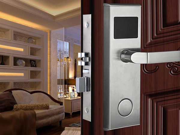 嘉荫24小时上门开锁公司